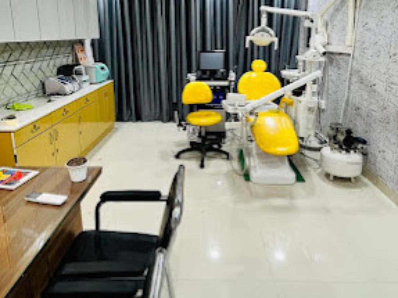 best dentist in Agra 